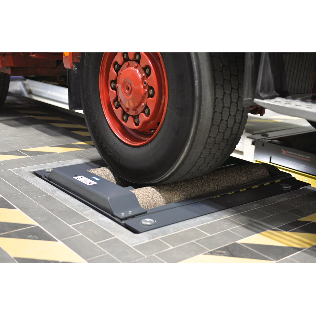 MAHA UK’s DVSA approved axle play detectors make life easy for the ...